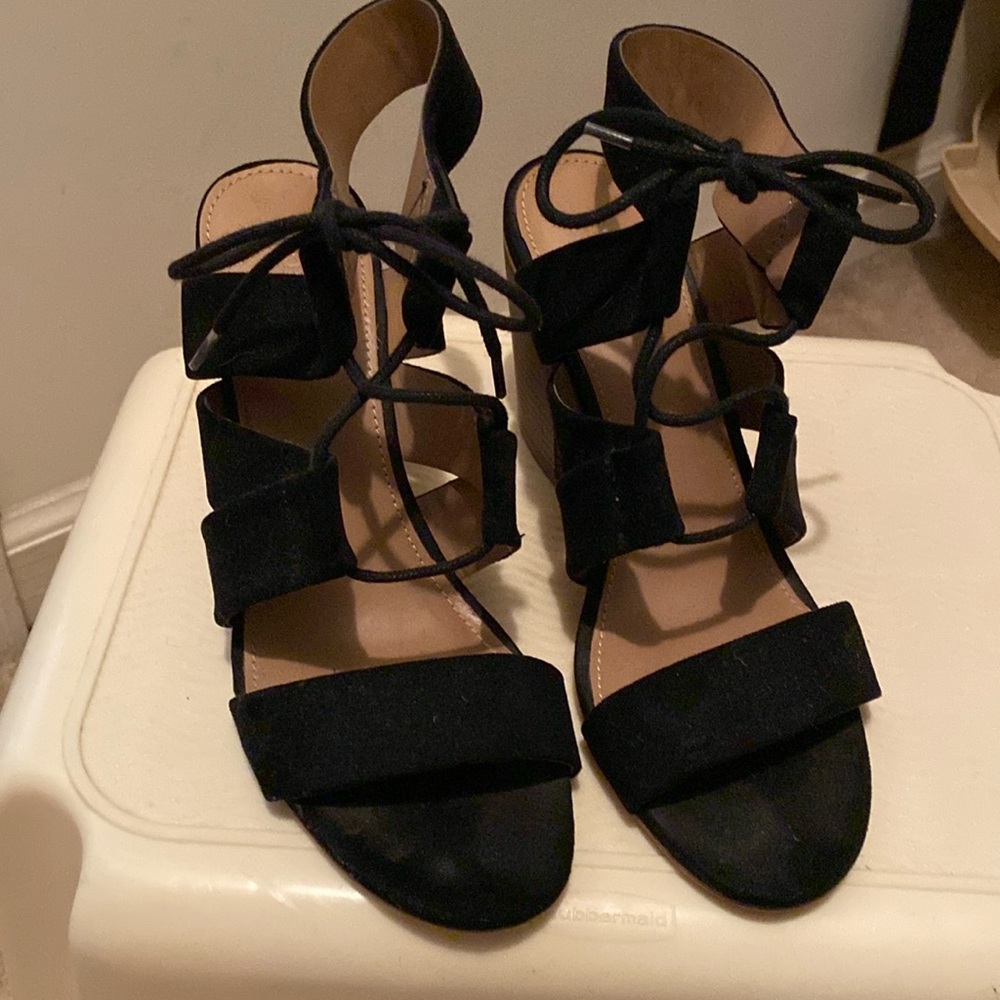 Merona tie gladiator sandals